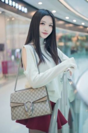动车女服务员艳遇bd
