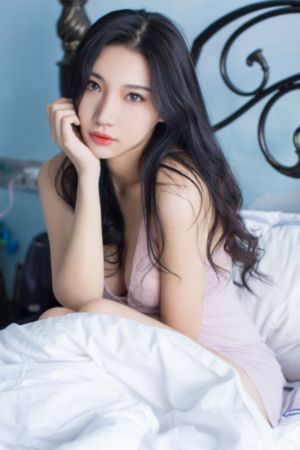 一脸嫌弃的表情给你看胖次_1080高清在线